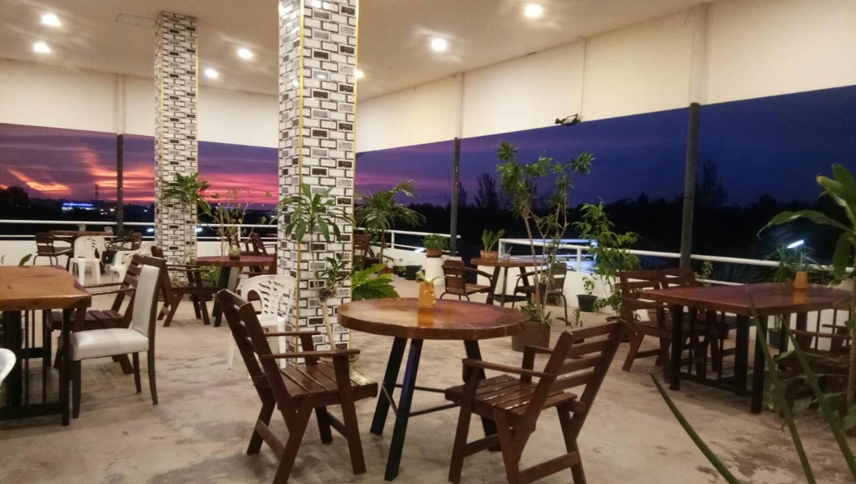 Batikseafood Airport & Room Ban Bo Sai Klang Kamer foto